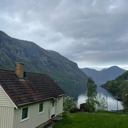 Aurland Feriehus ภายนอก รูปภาพ