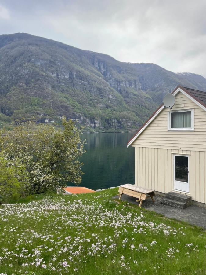 Aurland Feriehus ภายนอก รูปภาพ